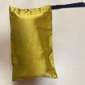 ✨ Authentic Gucci Sunglasses with Case & Accessories ✨ (NEVER Worn)